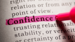Los enormes beneficios de la confianza y la alta autoestima